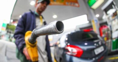 Gasolina: Com nova mudança na Petrobras (PETR4), preço do combustível continuará subindo?